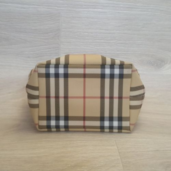 Burberry PVC Canvas Shoulder Bag - Picture 4 of 8